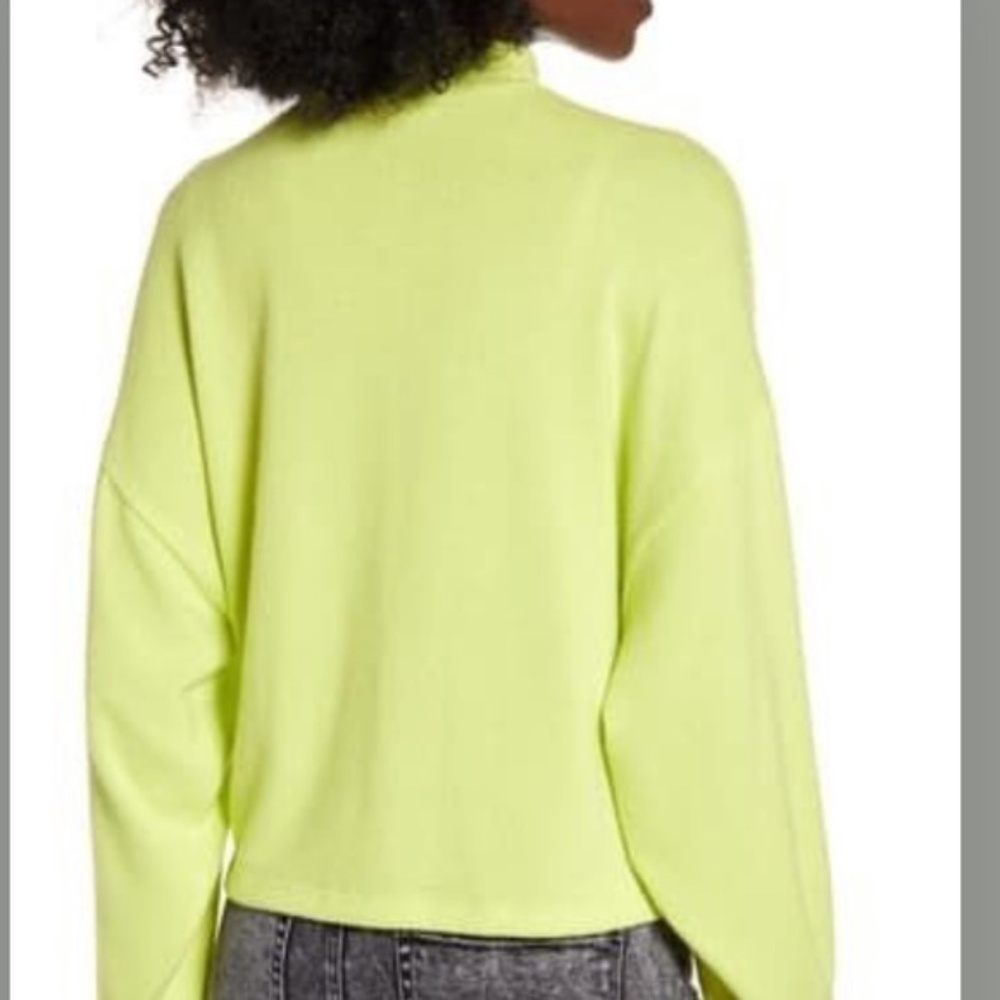 NWT All In Favor Neon Green Mock Neck Sweater Sz M - Picture 2 of 7
